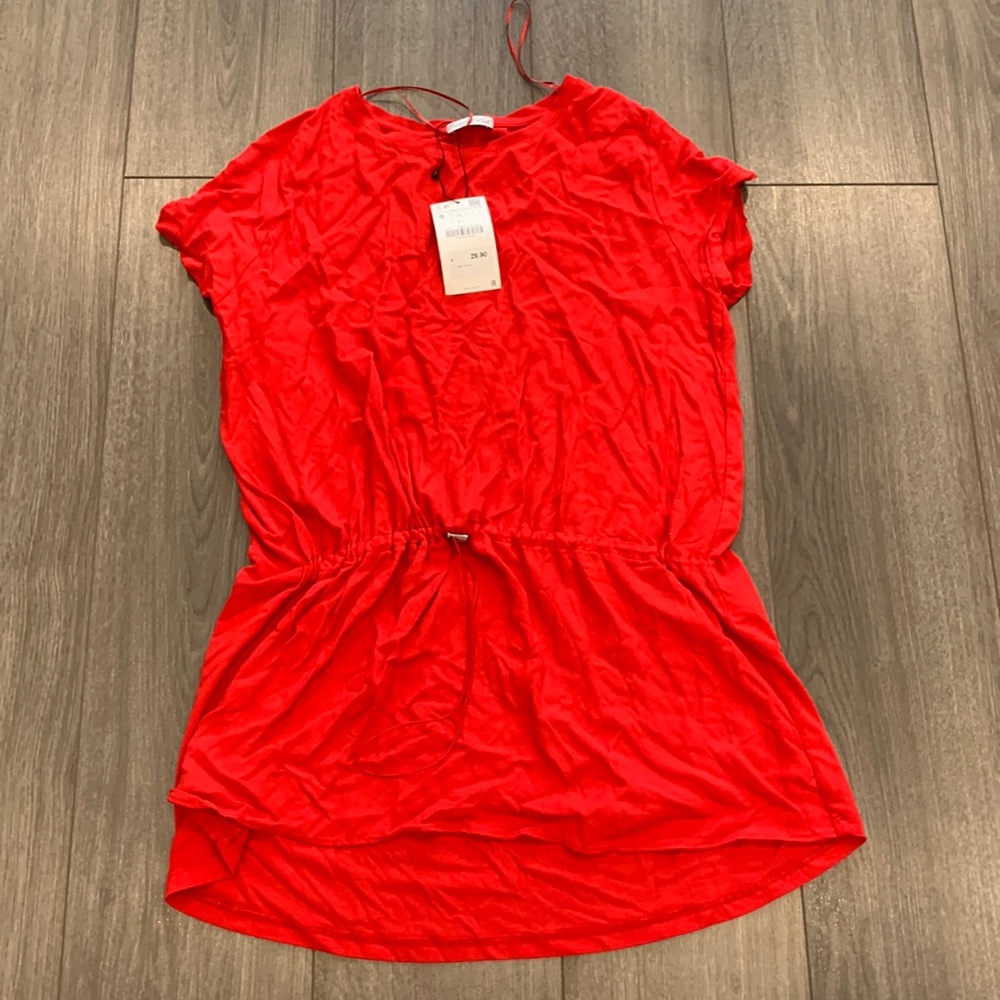 Zara red tshirt with pull accent, needs to be ironed